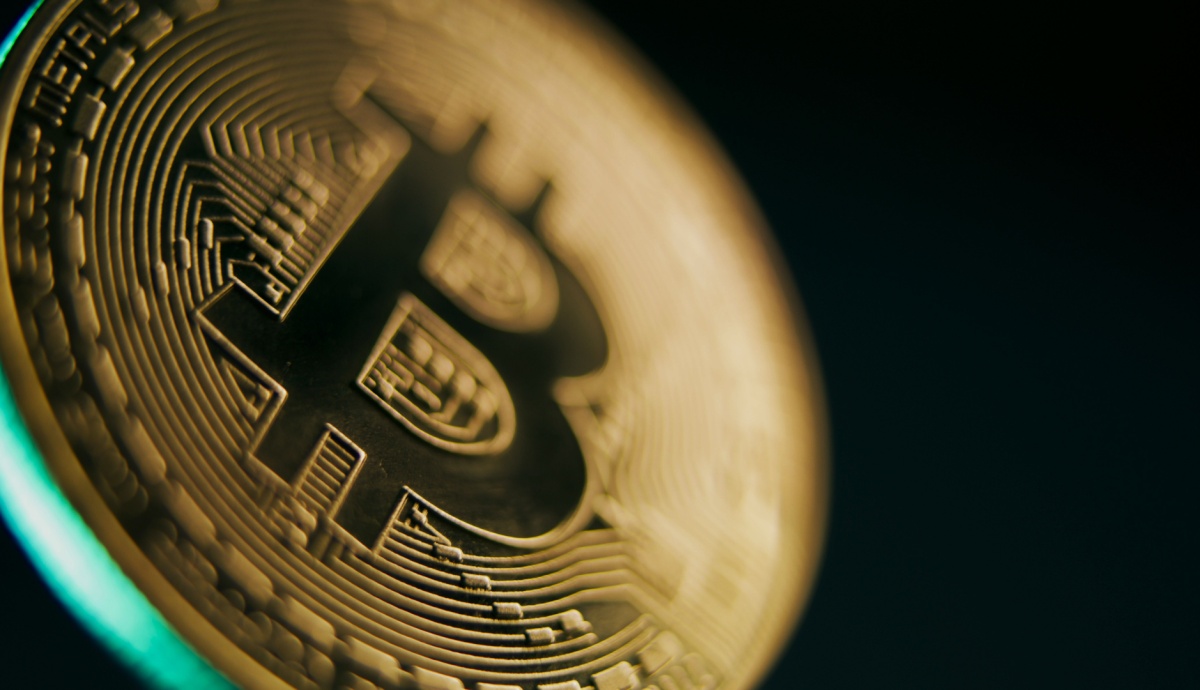 Imagem da matéria: Manhã Cripto: Bitcoin sobe para US$ 116 mil após Trump proibir desbancarização da indústria cripto