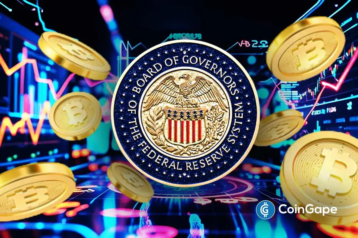 Bitcoin chart highlights possible drop before reversal as Fed rate decision approaches.